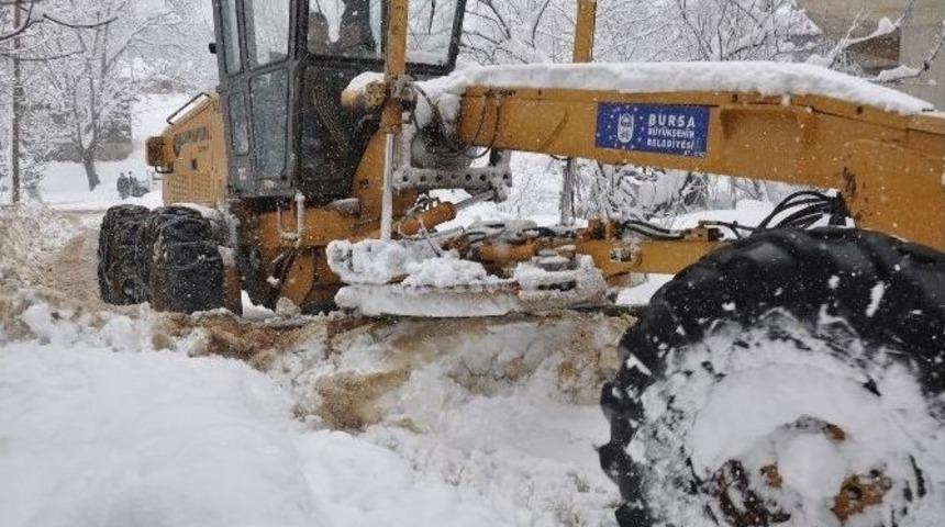 Bursa&rsquo;da 320 K&ouml;y Yolu Kapandı