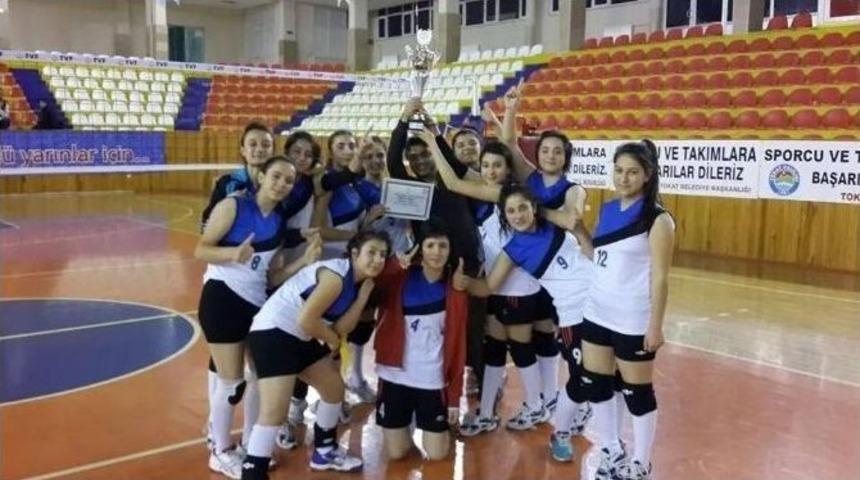 Malatya Konak Lisesi Tokat&rsquo;ta Şampiyon Oldu