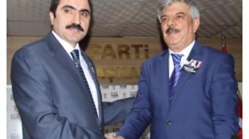 Ayka&ccedil;, Aday Adaylığı Başvurusunu Yaptı