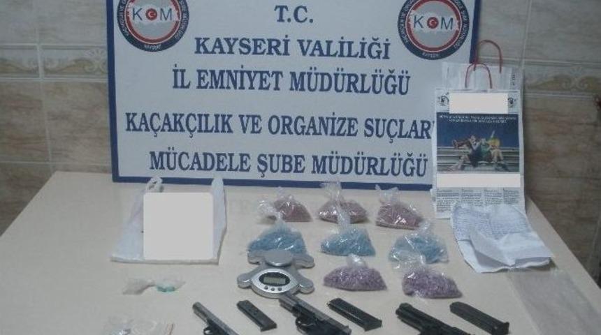 Polisten Zehir Tacirlerine Darbe