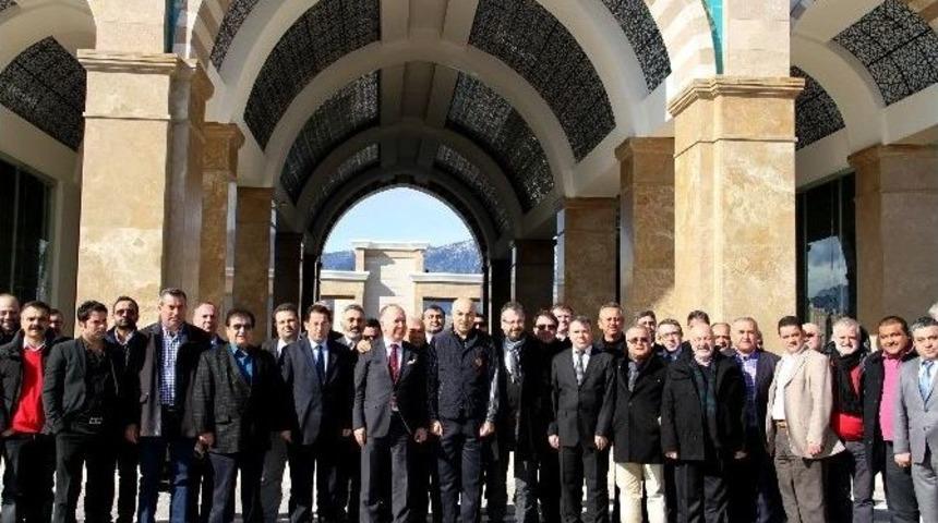 Fettah Tamince&rsquo;den Antalya İ&ccedil;in Tartışılacak Benzetme