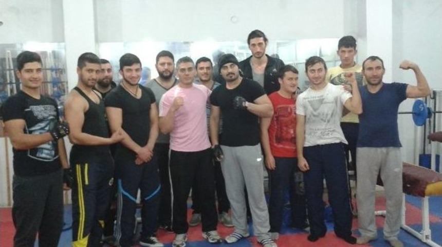 Dilovası Belediyesi&rsquo;nden &Uuml;cretsiz Spor Merkezi