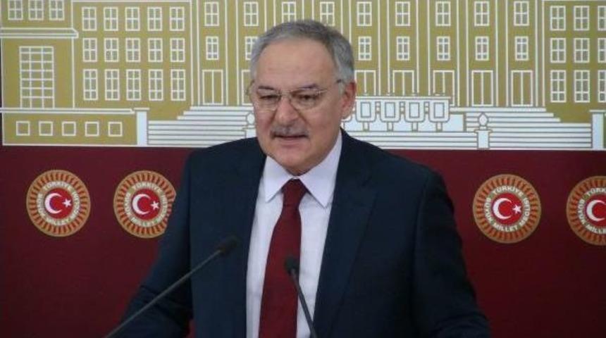 Haluk Ko&ccedil;: En Tepedeki Zalimin Emri Ile Oluşturulan Mit I&ccedil;erisindeki Bir Ekibin A&ccedil;ık Tezgahıdır