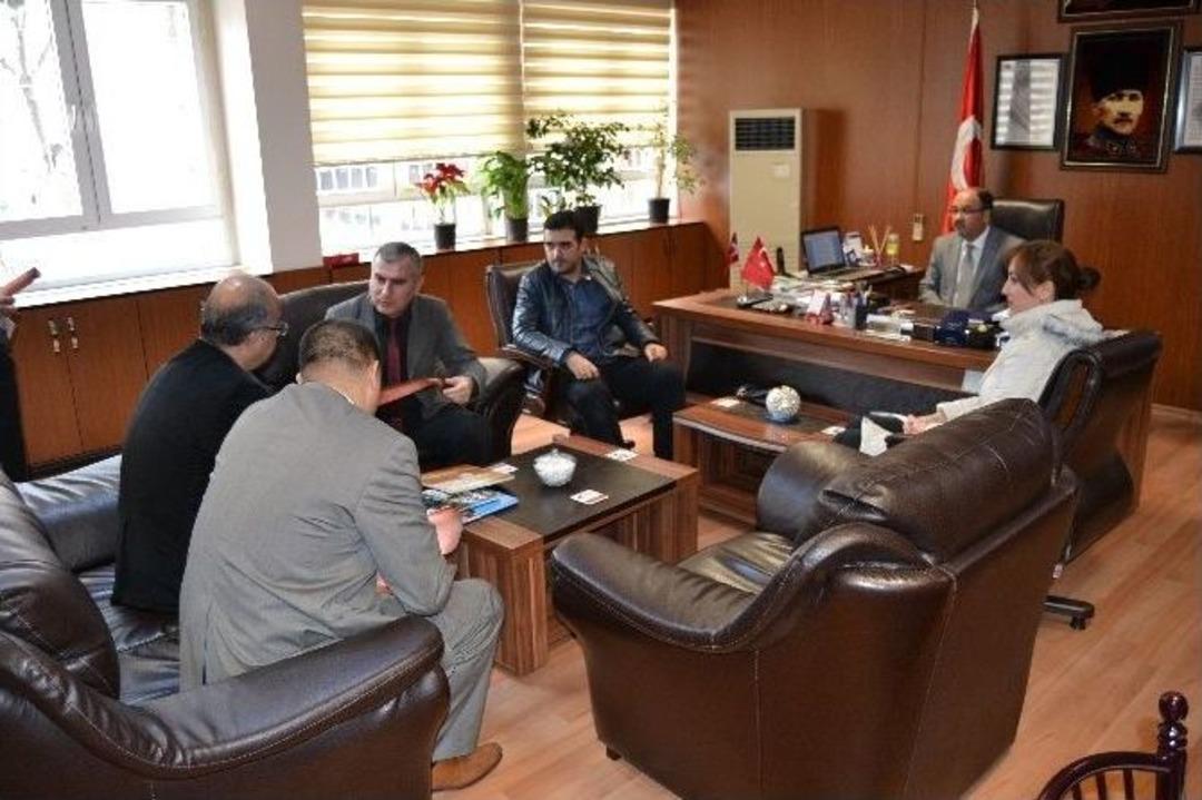 Gen&ccedil;lerden Ecdada Mektup