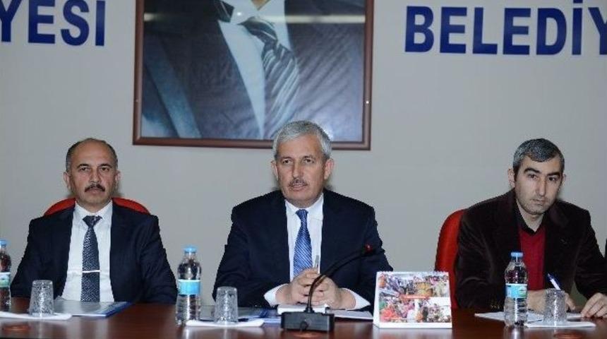 Başkan &Ccedil;etinkaya, Milli Eğitim Ve Okul M&uuml;d&uuml;rleriyle Bir Araya Geldi