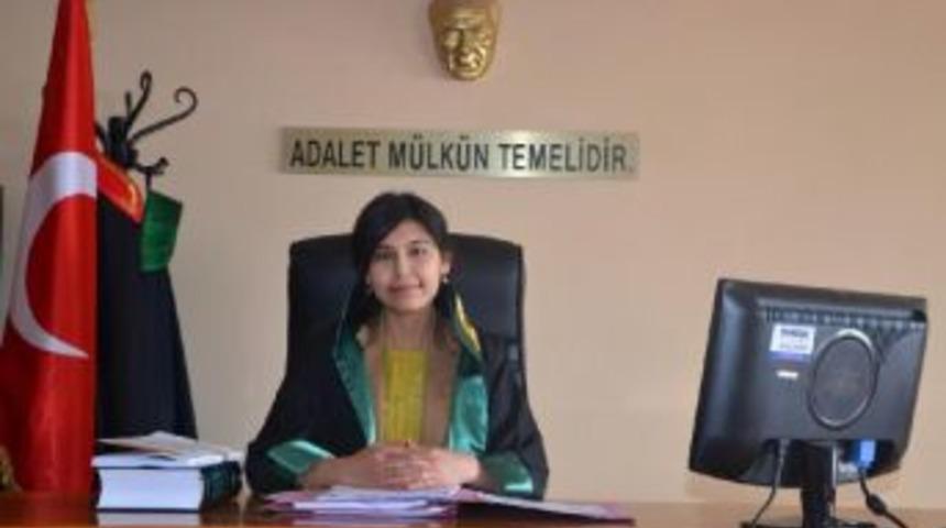 Kocaeli'nin En Gen&ccedil; Hakimi Gebze&rsquo;De G&ouml;reve Başladı