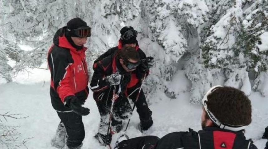 Uludağ&rsquo;Da Kaybolan Kayak&ccedil;ıyı Jandarma Buldu