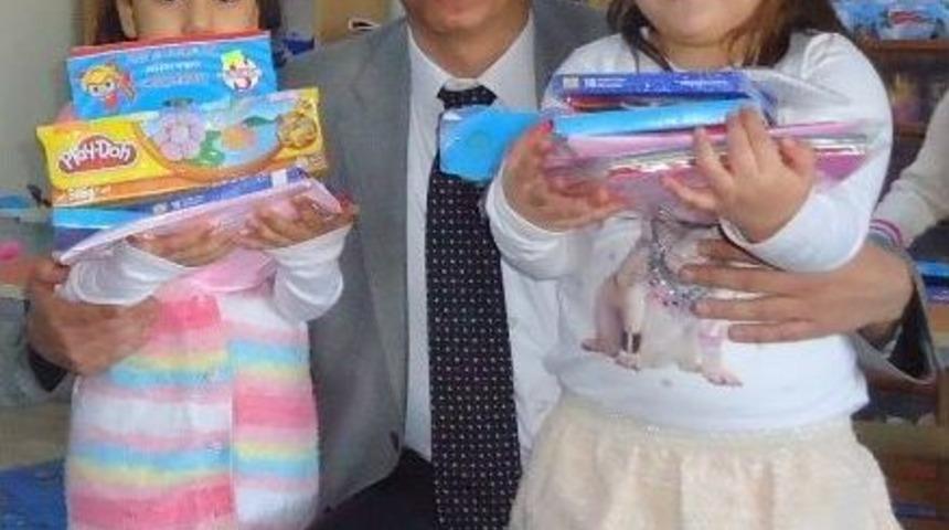 Unıcef&rsquo;ten Saruhanlı&rsquo;daki &Ouml;ğrencilere Yardım