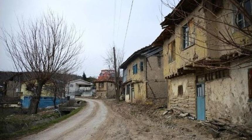 Muhipler&rsquo;in Kanalizasyon Hattı Tamam