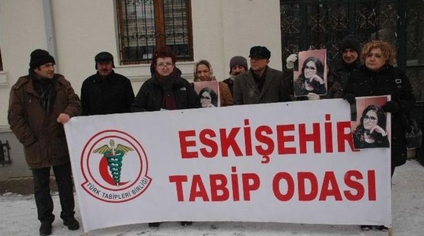 Eskişehir Tabip Odası Özgecan Cinayetine Tepki Gösterdi