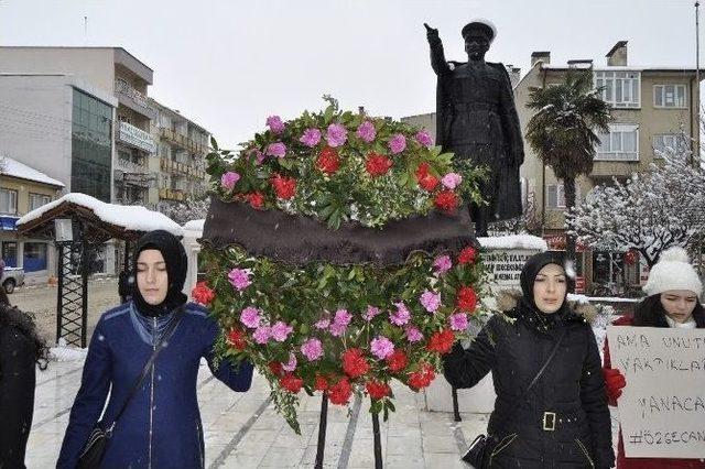 Yenişehir Ak Parti Ve Mhp Özgecan’ın Öldürülmesini Protesto Etti