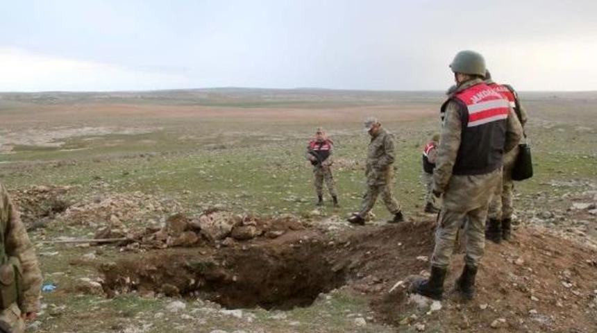 Şanlıurfa’Da Arazide 2 Ceset Bulundu