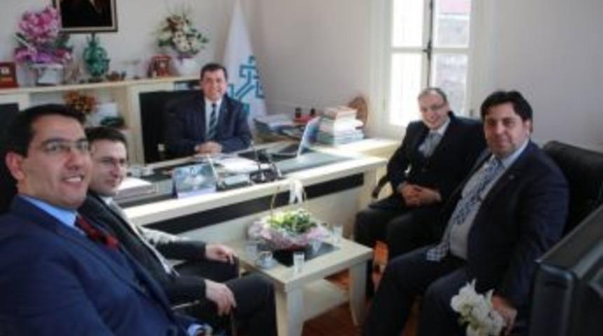 İl&ccedil;e Kaymakamlarından K&uuml;lt&uuml;r M&uuml;d&uuml;rl&uuml;ğ&uuml;ne Ziyaret