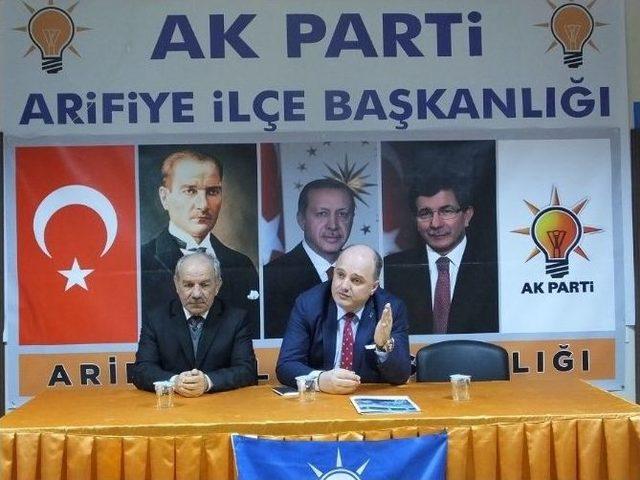 Milletvekili Aday Adayı Cihan Saraç Ak Parti Arifiye İlçe Başkanlığını Ziyaret Etti