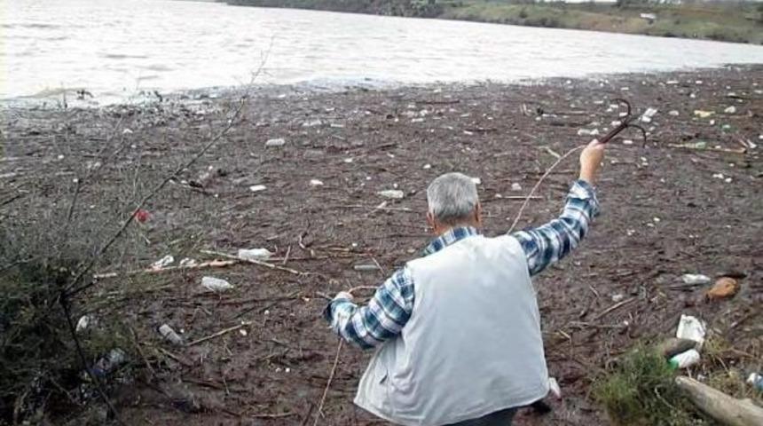 Bayrami&ccedil; Barajı'nda Odun Avı