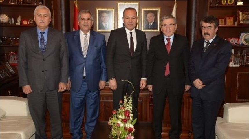 S&ouml;zl&uuml;: "sendikalaşmadan Yanayım"