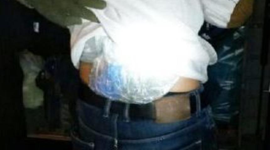 Yolcu Otob&uuml;s&uuml;nde Esrara 2 G&ouml;zaltı