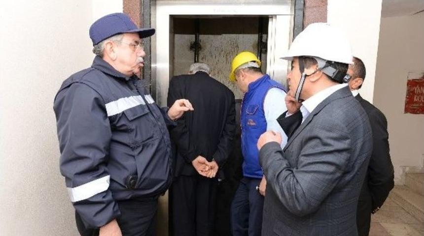 Kumluca&rsquo;da Kırmızı Etiketli Asans&ouml;rler M&uuml;h&uuml;rlenecek