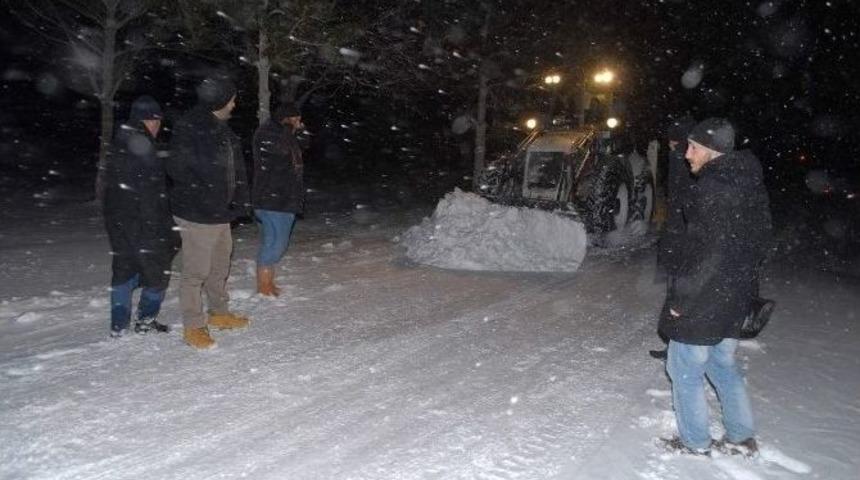Bolvadin&rsquo;de Kar Temizleme &Ccedil;alışmalasrı