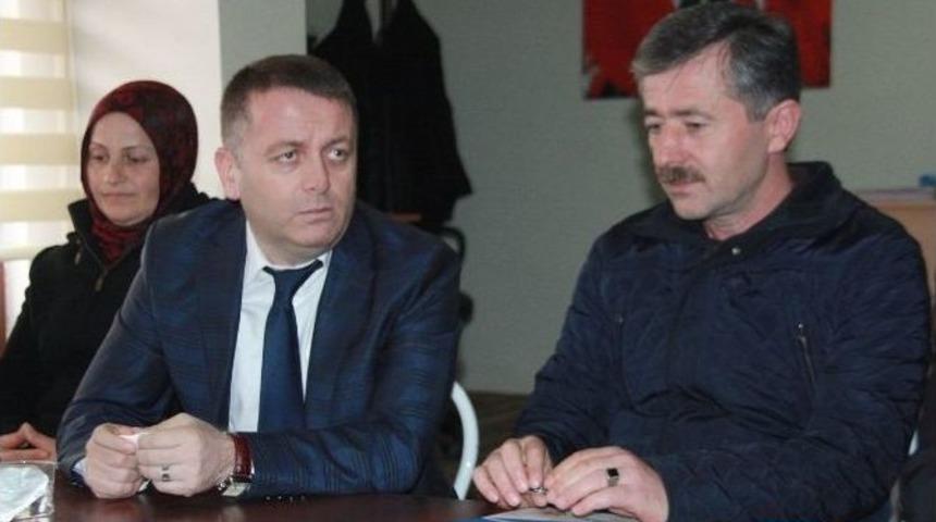 Ak Pafrti D&uuml;zce Milletvekili Aday Adayı Esvet Sarıoğlu;