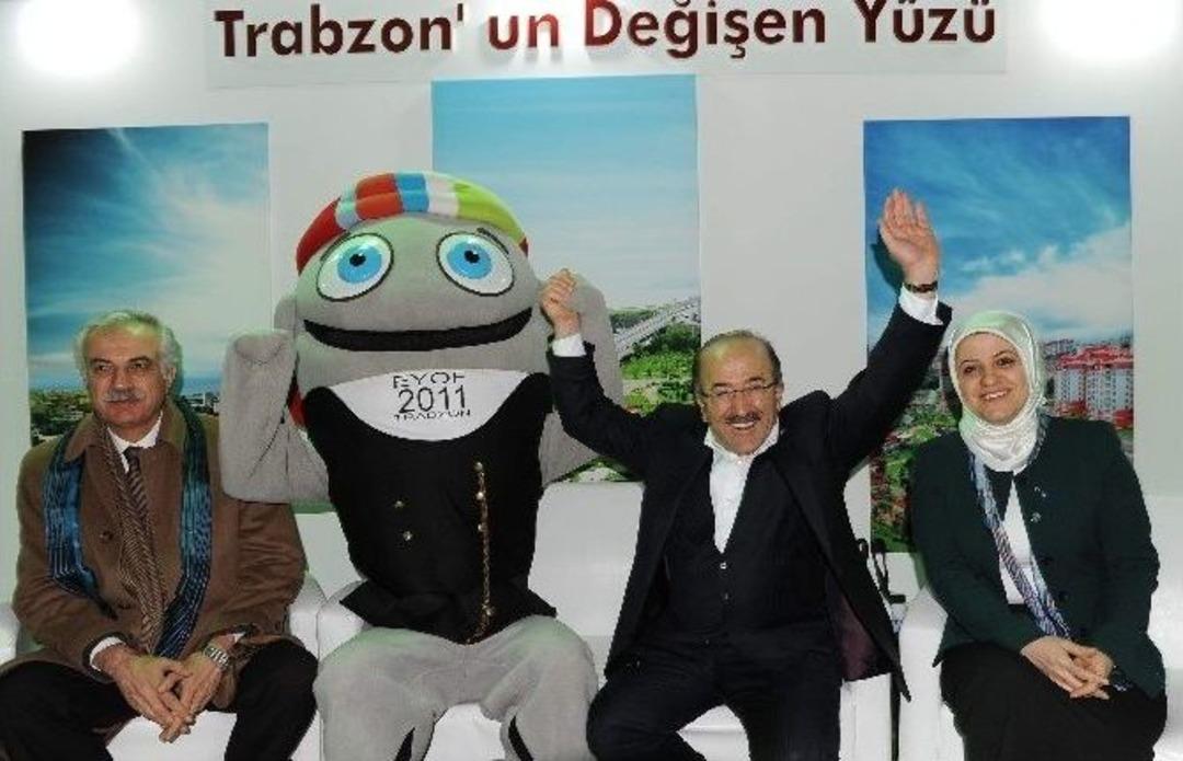 Ankara&rsquo;da G&uuml;mr&uuml;k&ccedil;&uuml;oğlu R&uuml;zgarı Esti