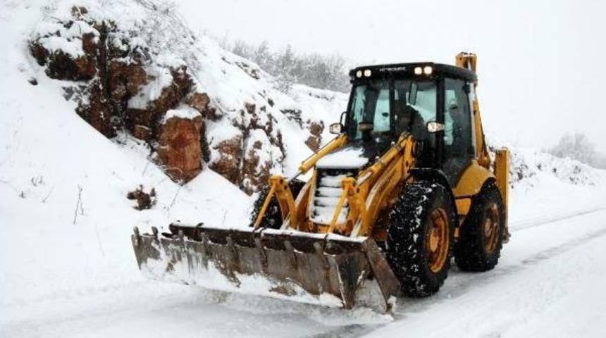 Hatay'da Kar Yağışı Hayatı Olumsuz Etkiledi