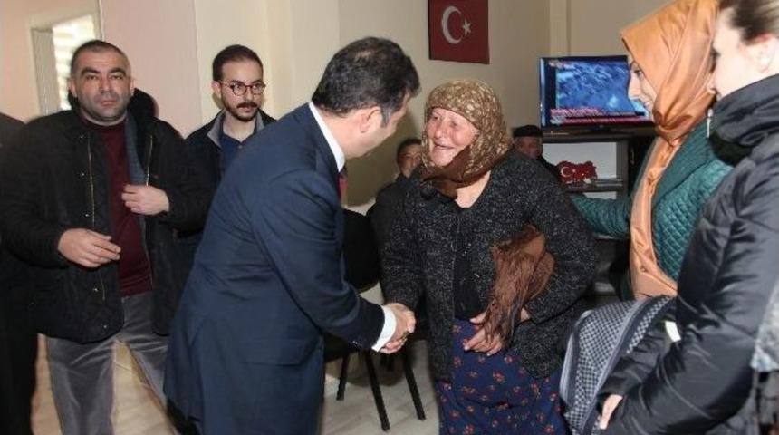 Ak Parti Aday Adayı &Uuml;nsal Ban Se&ccedil;im Gezilerine Devam Ediyor