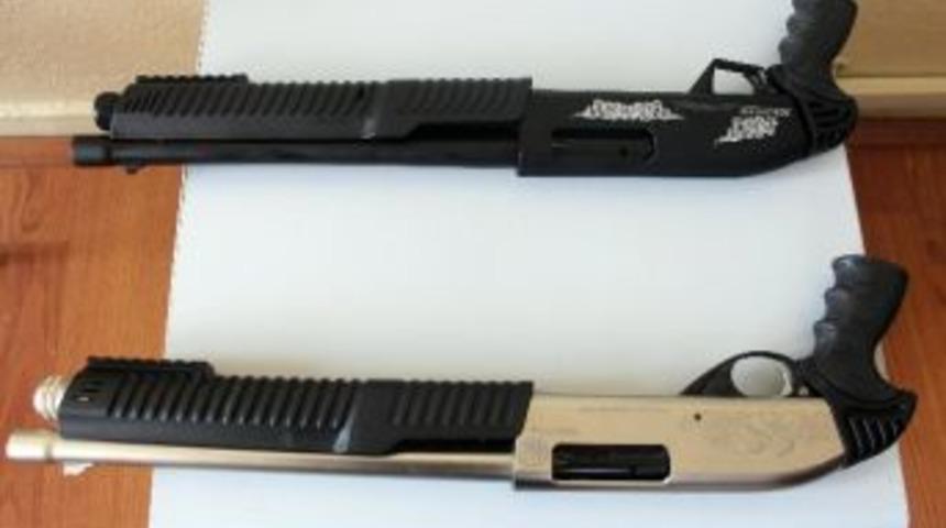 Polisin Kovaladığı Otomobilden Atılan Kutudan T&uuml;fek &Ccedil;ıktı