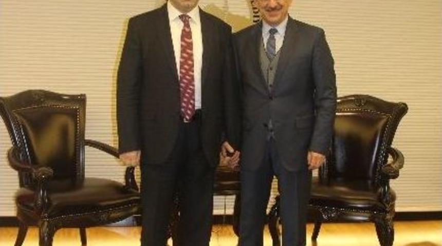 Kemal Tekden&rsquo;den Başkan &Ccedil;elik&rsquo;e Ziyaret