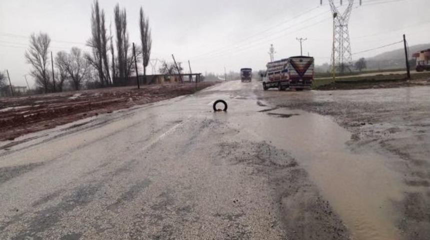 &Ccedil;ukura Lastikli &Ouml;nlem