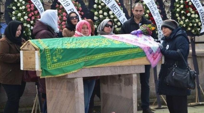 Ayvalık&rsquo;ta Fatma Anne&rsquo;nin Acı G&uuml;n&uuml;