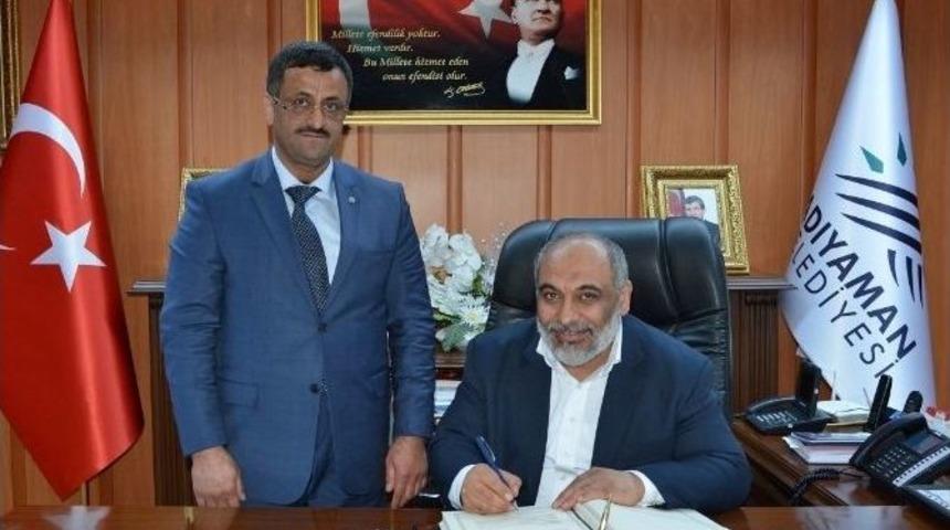 İhh Genel Başkanı Yıldırım&rsquo;dan Belediyeye Ziyaret