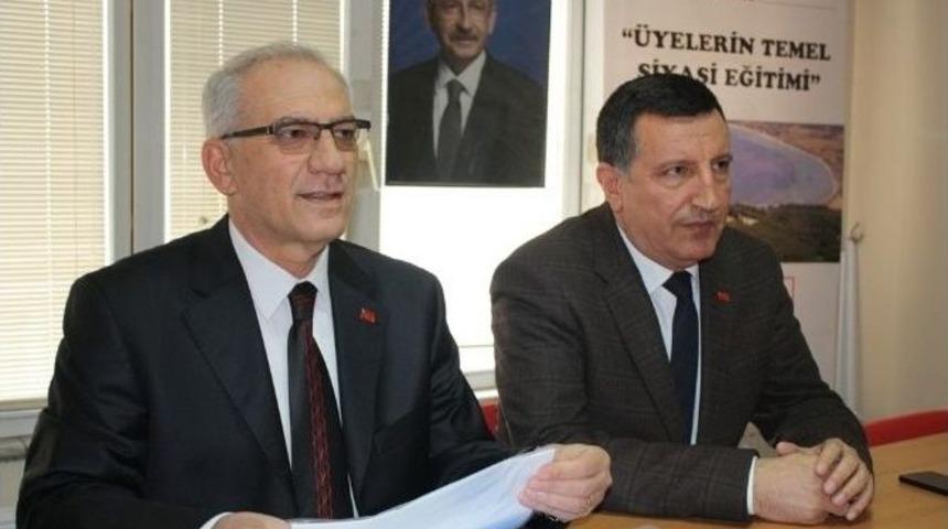 Ahmet K&uuml;&ccedil;&uuml;k Aday Adaylığını A&ccedil;ıkladı