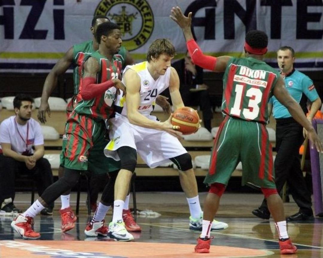 Fenerbah&ccedil;e &Uuml;lker Finalde