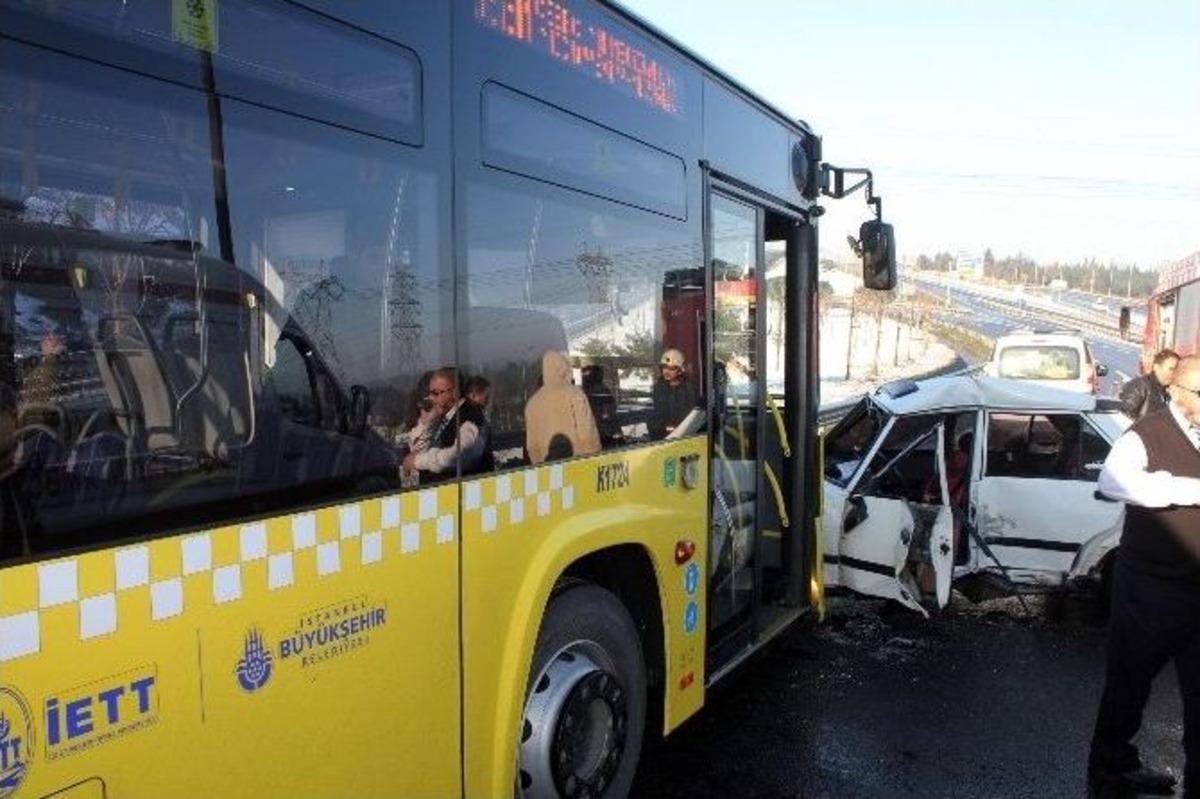 Tem Otoyolunda Sıkışmalı Kaza: 1 Yaralı