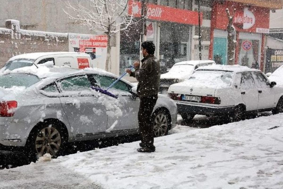 Siverek&rsquo;te Kar Yağışı