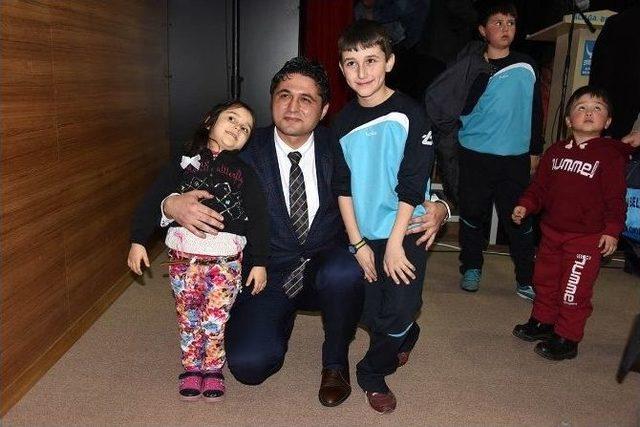 Aliağa’da Minik Sporcular Ödüllerine Kavuştu