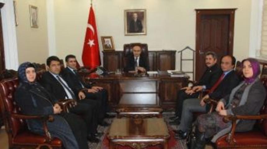 Sağlık-sen&rsquo;den Vali Mahmut Demirtaş&rsquo;a Ziyaret