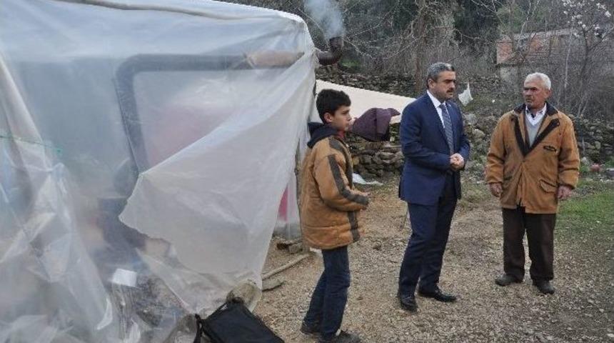 Başkan Alıcık, Zor Durumda Kalan Aileye Sahip &Ccedil;ıktı