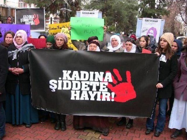 Viranşehir'de Kadına Şiddet Protestosu