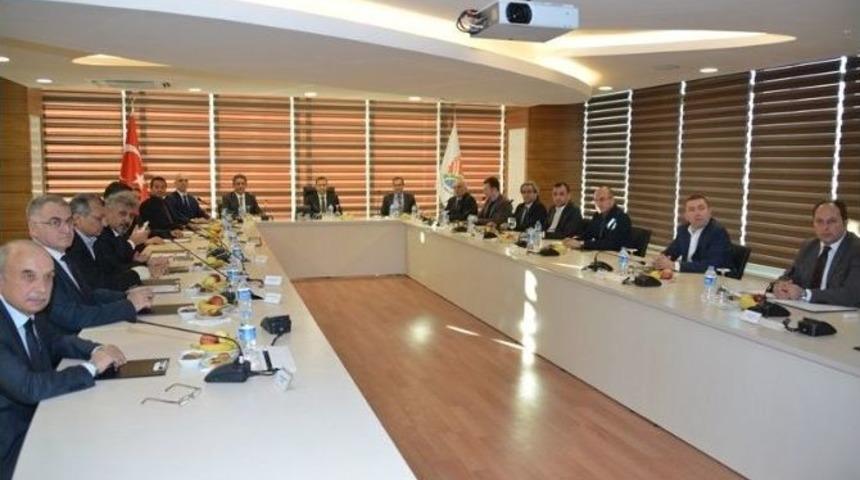 Organize Sanayi B&ouml;lgesi Toplantısı, Vali T&uuml;rker Başkanlığında Yapıldı