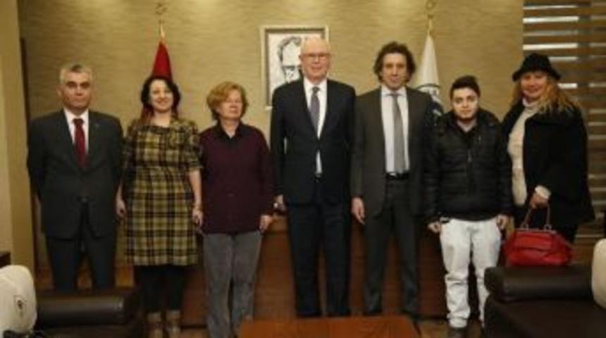 Sosyal Demokrasi Derneği&rsquo;nden Başkan Kurt&rsquo;a Ziyaret