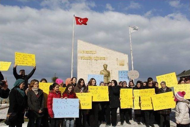 Özgecan İçin Çatalzeytin De Sessiz Kalmadı