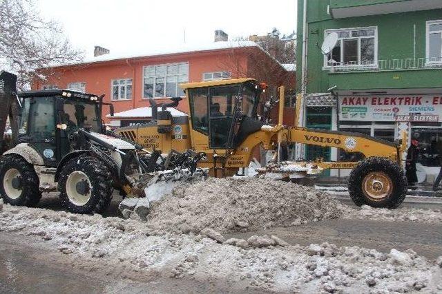 Başkan Vekili Müderrsioğlu’ndan Kar Çalışmaları İle İlgili Açıklama