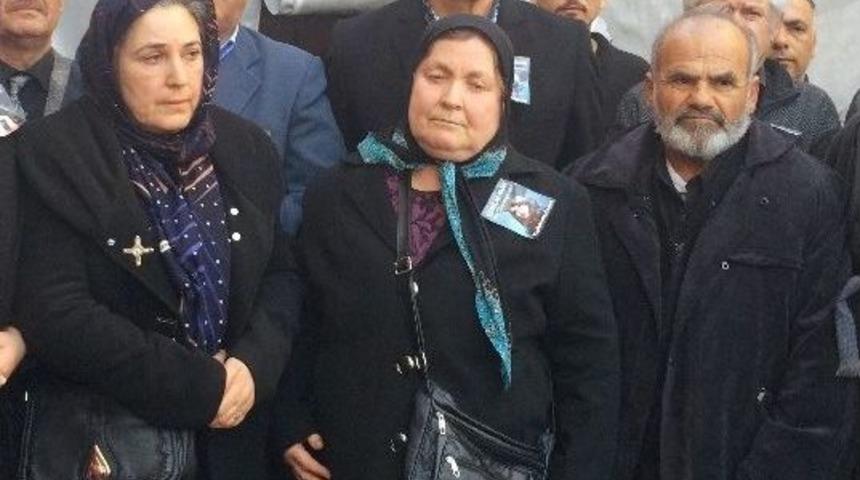 Gezi Olaylarında Evlatlarını Kaybeden Aileler &Ouml;zgecan&rsquo;ın Evinde