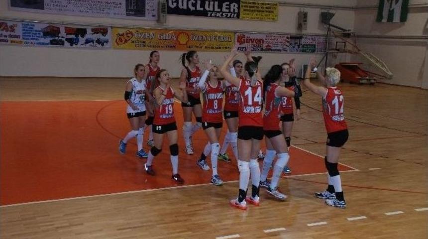 Bayrami&ccedil;spor G&uuml;&ccedil;l&uuml; Rakibine Boyun Eğdi