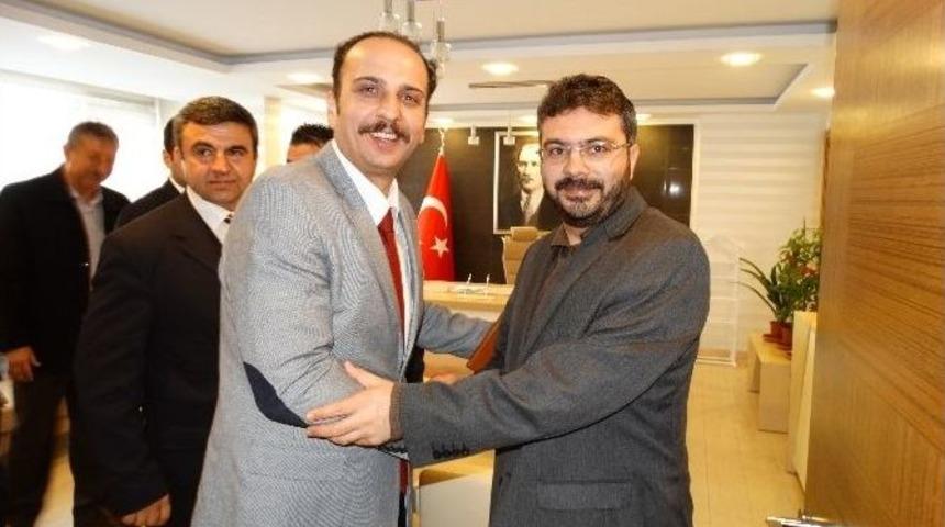 Milletvekili Adayı Turgut Dur Durak Bilmiyor