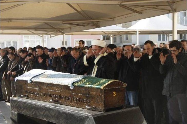 3 Dakika Arayla Doğan İkizler 3 Dakika Arayla Vefat Etti G5