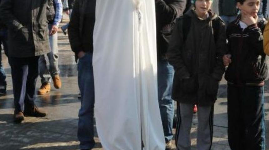 Bursa'da &Ouml;zgecan Cinayeti Protestosu