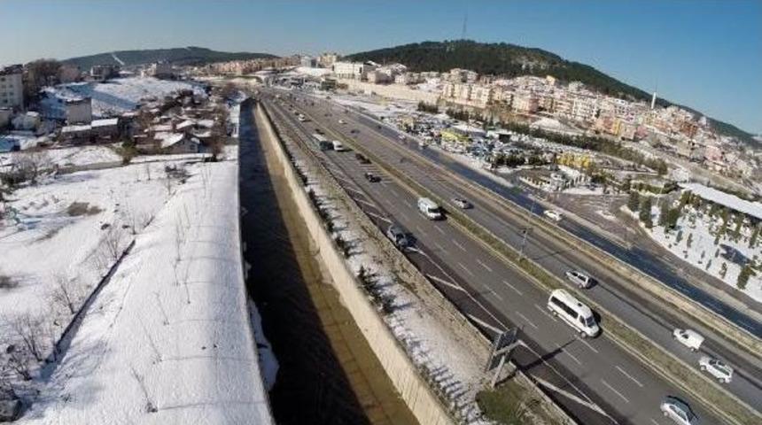 Anadolu Yakasında Beyaz &Ouml;rt&uuml; Hakim